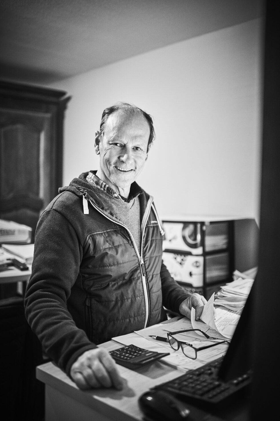 Ein Mitglied des Paul-Laurent-Teams bei der Arbeit